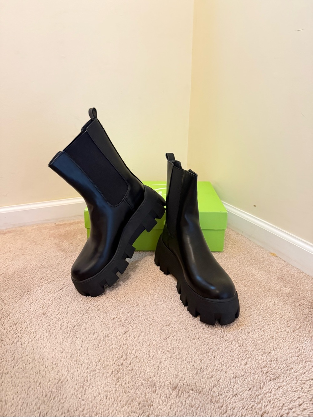 Circus NY by Sam Edelman Ana Lug Boot